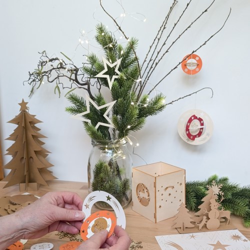 Weihnachtskugeln aus Papier - 3er-Set klassisch